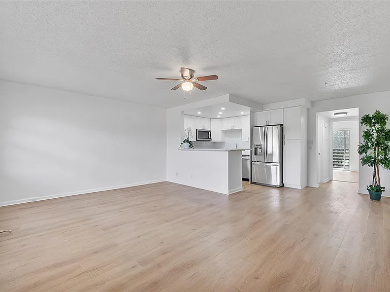 457 Mansfield Dr #457 — Photo 4