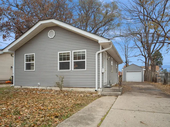3111 Lincoln Ave, Des Moines, IA 50310