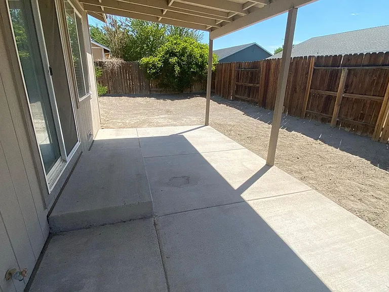 979 Short Cut Ln — Photo 12