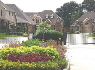 8431 Sunset Loch Dr, Spring, TX 77379