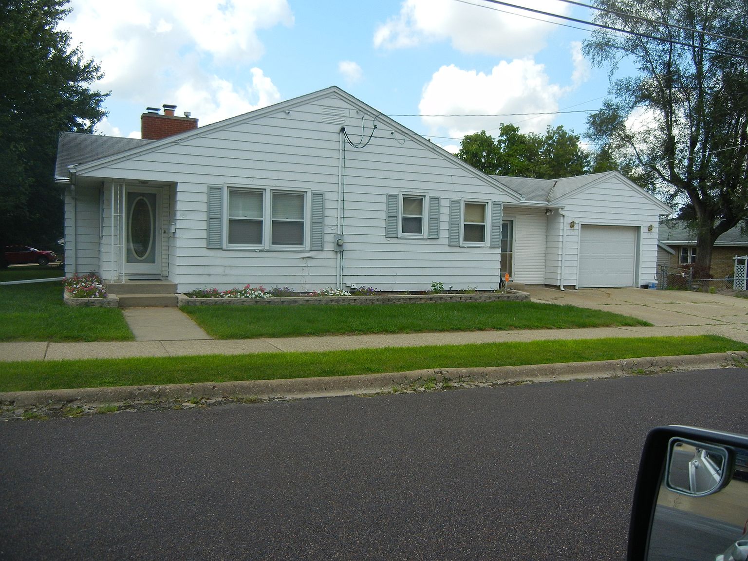1109 Sheridan Rd, Pekin, IL 61554 Zillow