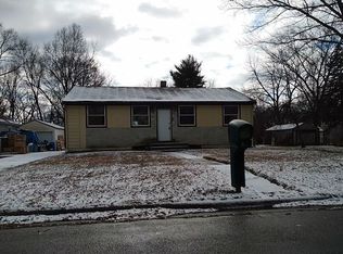 615 Fitch Rd, Rockford, IL 61109