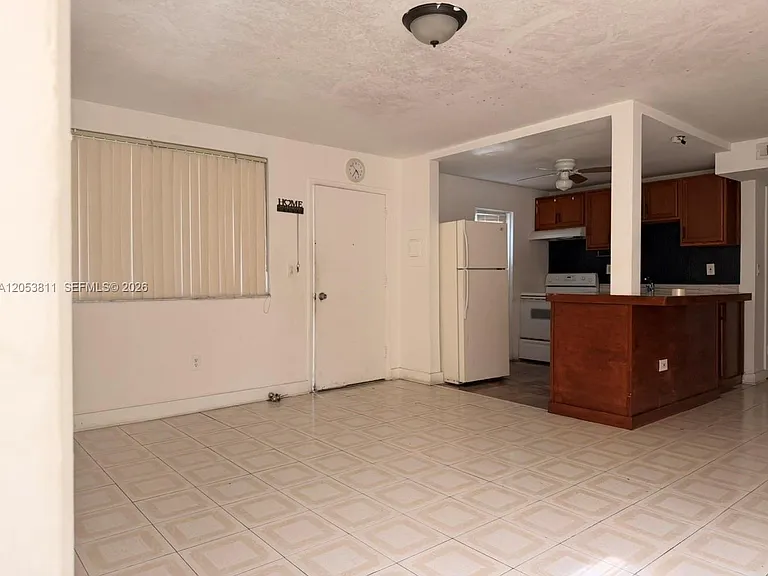 1850 NE 169th St #302 — Photo 11