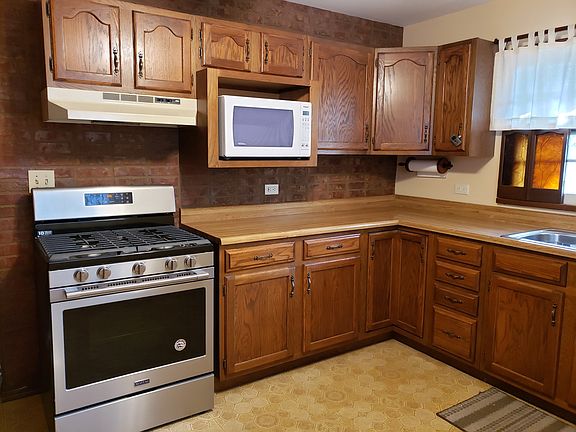 5th image of 17 Arapaho Dr