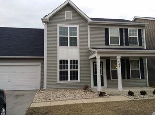 1748 Nancy Ln, Aurora, IL 60504