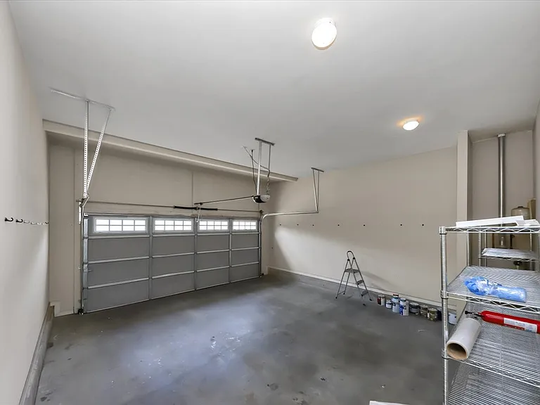 6059 Cove Park Dr — Photo 52