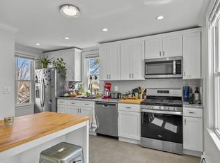 155-157 Ivy St #2, Providence, RI 02906