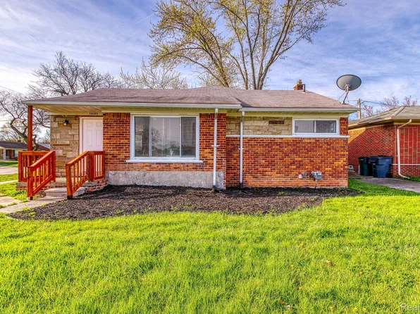 14301 W Ten Mile Rd, Oak Park, MI 48237
