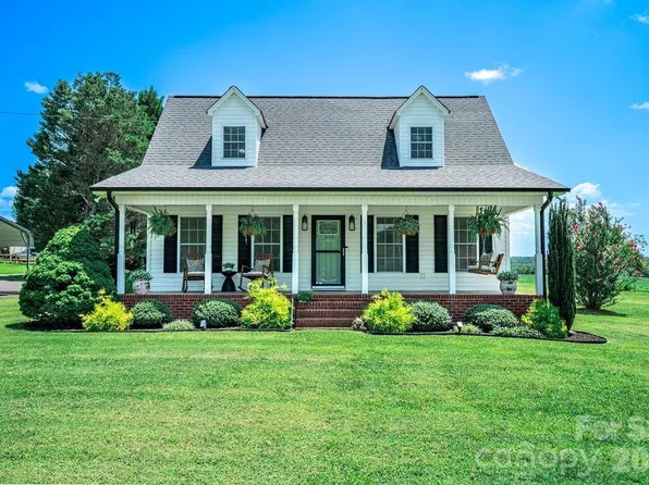 510 Mauneyville Rd, Cherryville, NC 28021