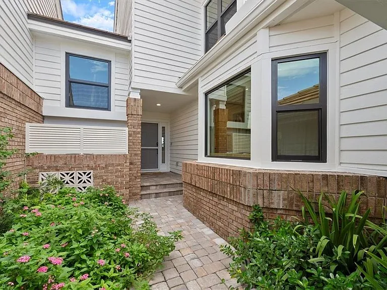569 Park Shore Dr #G5 — Photo 3
