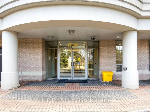 1720 Eglinton Ave E #108, Toronto, ON M4A 2X8