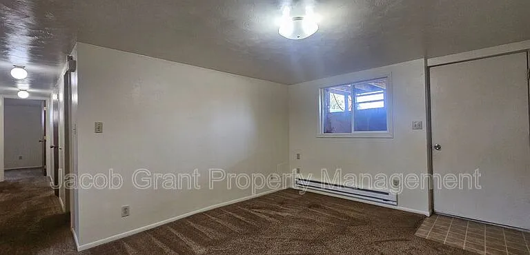 5023 E Walker Ave #B — Photo 3