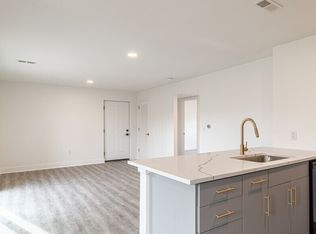 325 W Parkwood Dr #12, Dayton, OH