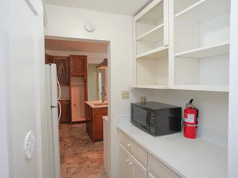2389 W Boise Ave — Photo 10
