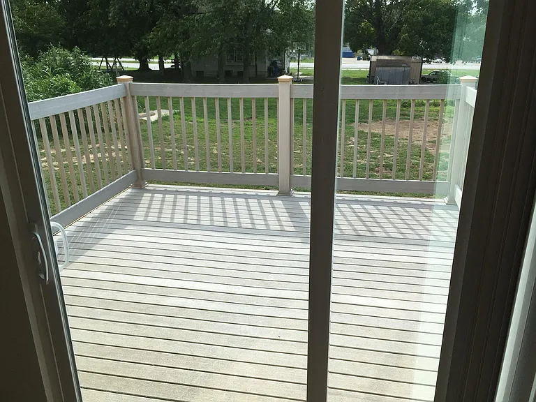 613 Industrial Dr — Photo 2