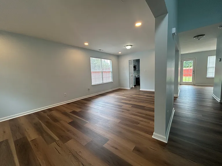 4010 Taylor Oaks Dr — Photo 5
