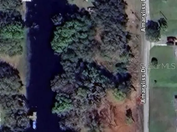 15 Amaryllis Dr N #27, Indian Lake Estates, FL 33855