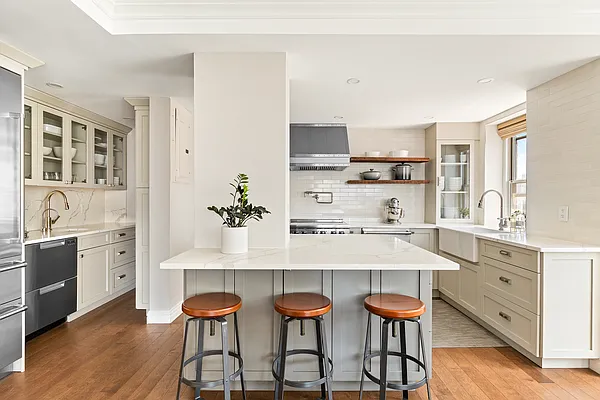 Sold by Berkshire Hathaway HomeServices New York Properties | media 4