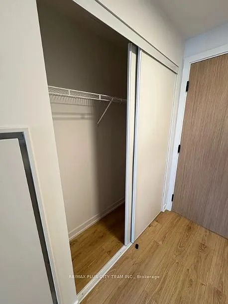 Studio, $1,900 — Photo 2