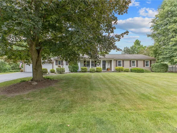 5194 Fairlawn Dr, Fayetteville, NY 13066