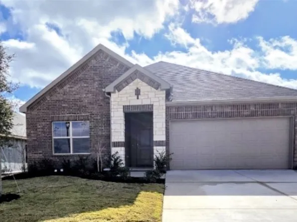 661 Harvey St, Grandview, TX 76050