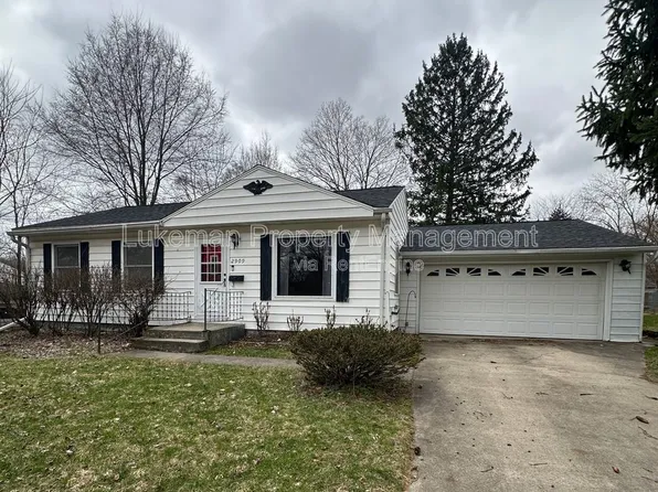 2909 Range St, Kalamazoo, MI 49004