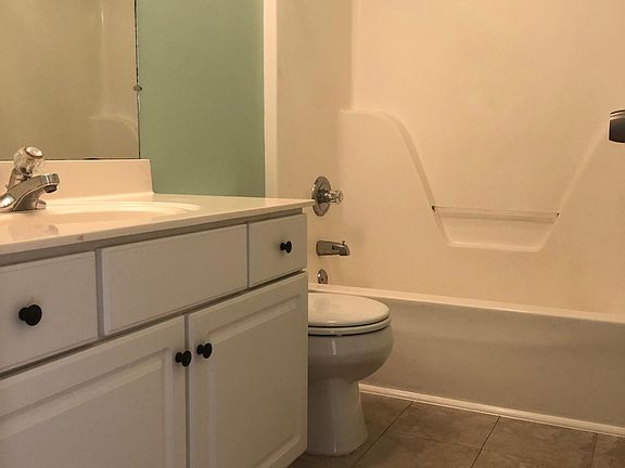 4th image of 9031 Tarrington Ln