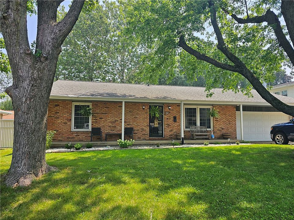 1st image of 4156 N Sunderland Dr