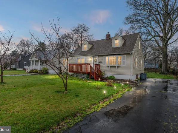 412 Prospect Ave, Morrisville, PA 19067