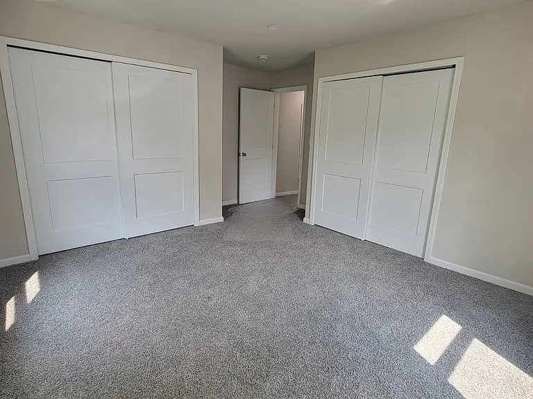 413 Lyndal St — Photo 4