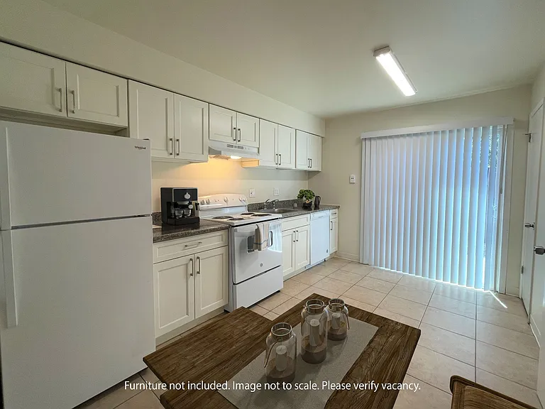 764 E Swain Road — Photo 2