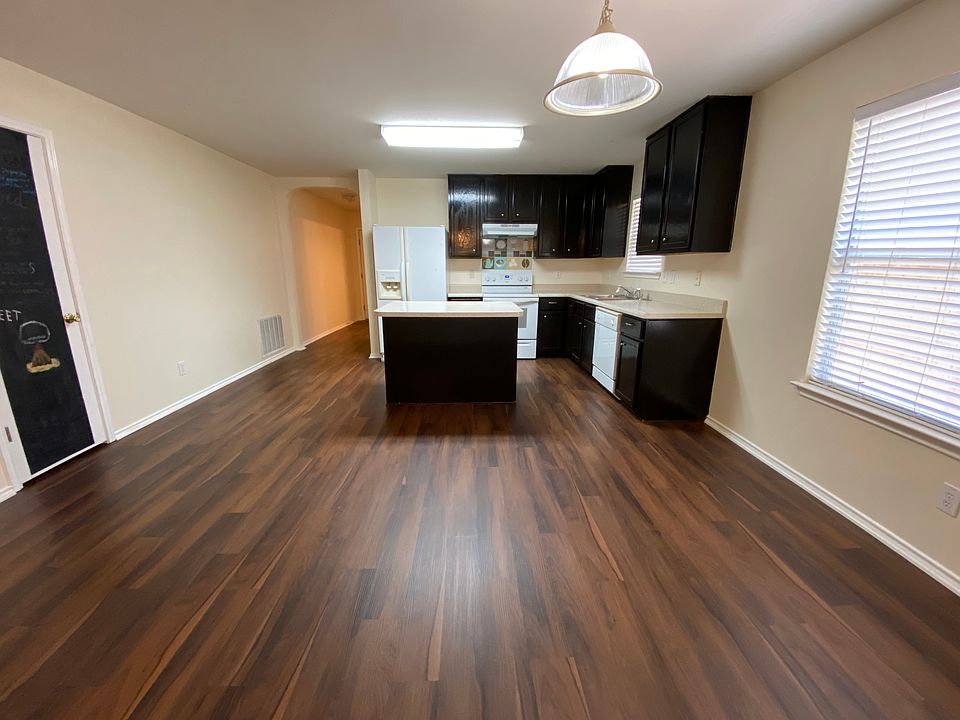 1st image of 10410 Marengo Ln