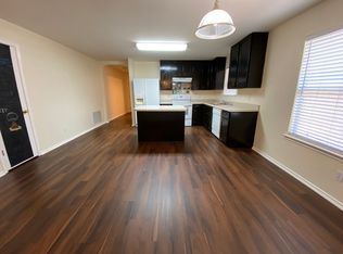 10410 Marengo Ln, San Antonio, TX 78254