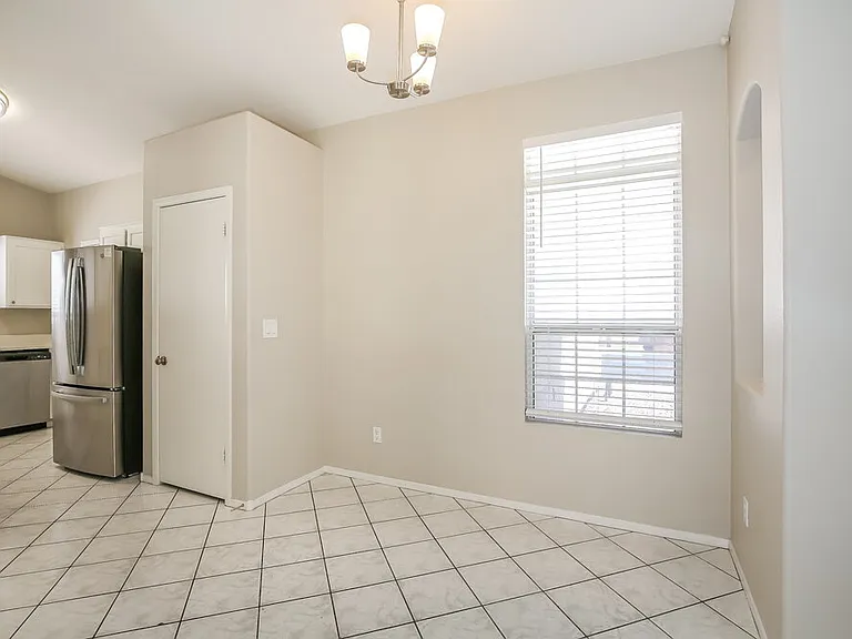 3633 Nairobi Ln — Photo 5