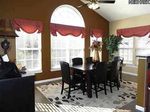 38635 Amberwood Dr — Photo 25