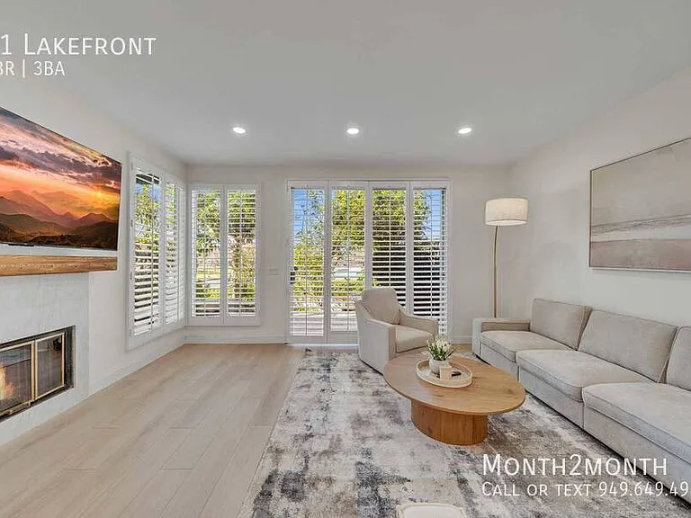 21 Lakefront — Photo 1