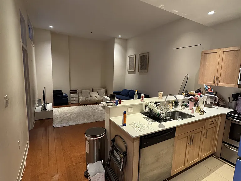 409 Washington St #501 — Photo 2