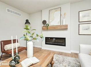 651 Pine Ave, Norwalk, IA 50211