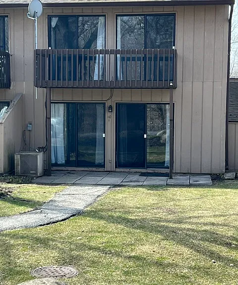 10 Saint Thomas Colony #1 — Photo 2