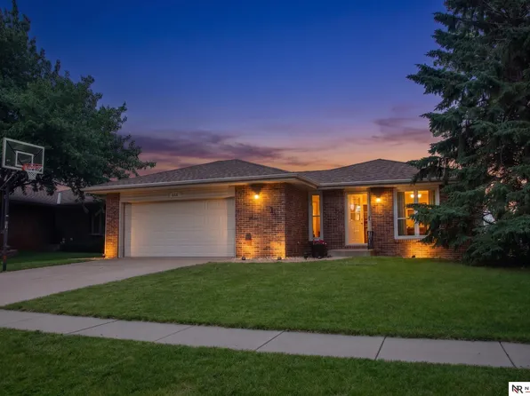 616 N 86th St, Lincoln, NE 68505