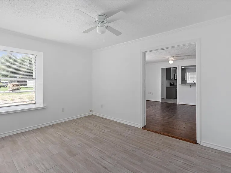 500 Shirleen Dr — Photo 21