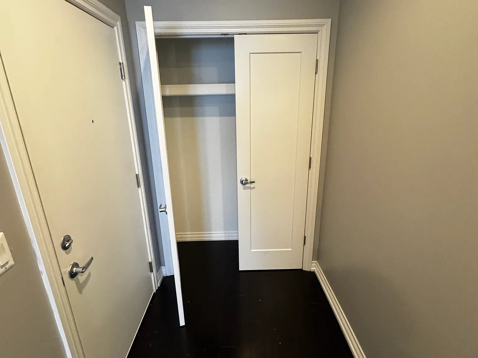 2 bed, 1200 sqft, $2,750 — Photo 2