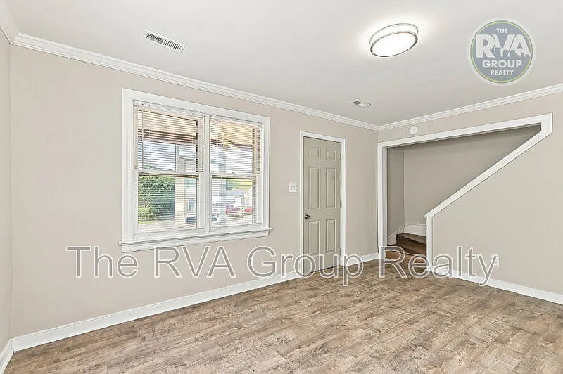 4 bed, 1.0 bath, 1116 sqft, $1,895 — Photo 4