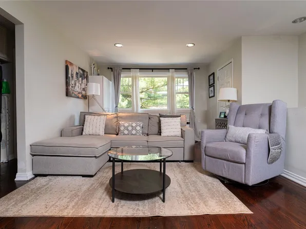 224-37 Kingsbury Avenue #B, Bayside, NY 11364