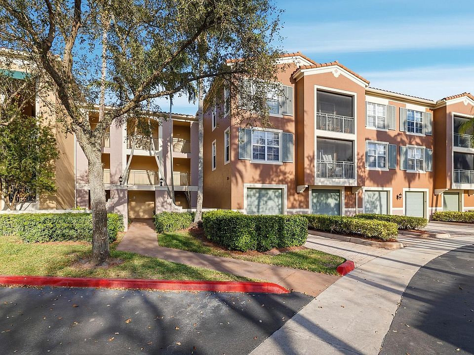 1st image of 11750 Saint Andrews Place #302