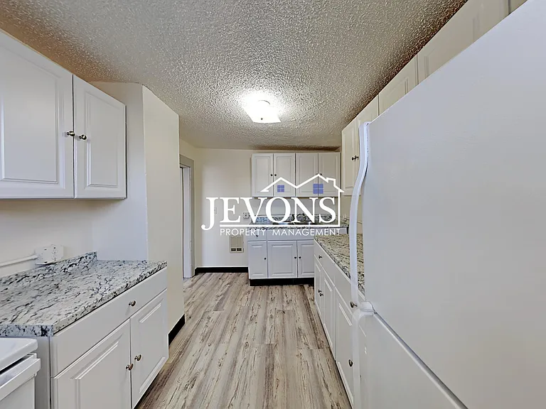 20 S Fair Ave #2 — Photo 4