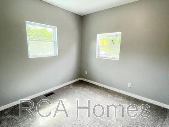 4th image of 3519 Balsam Ave #6
