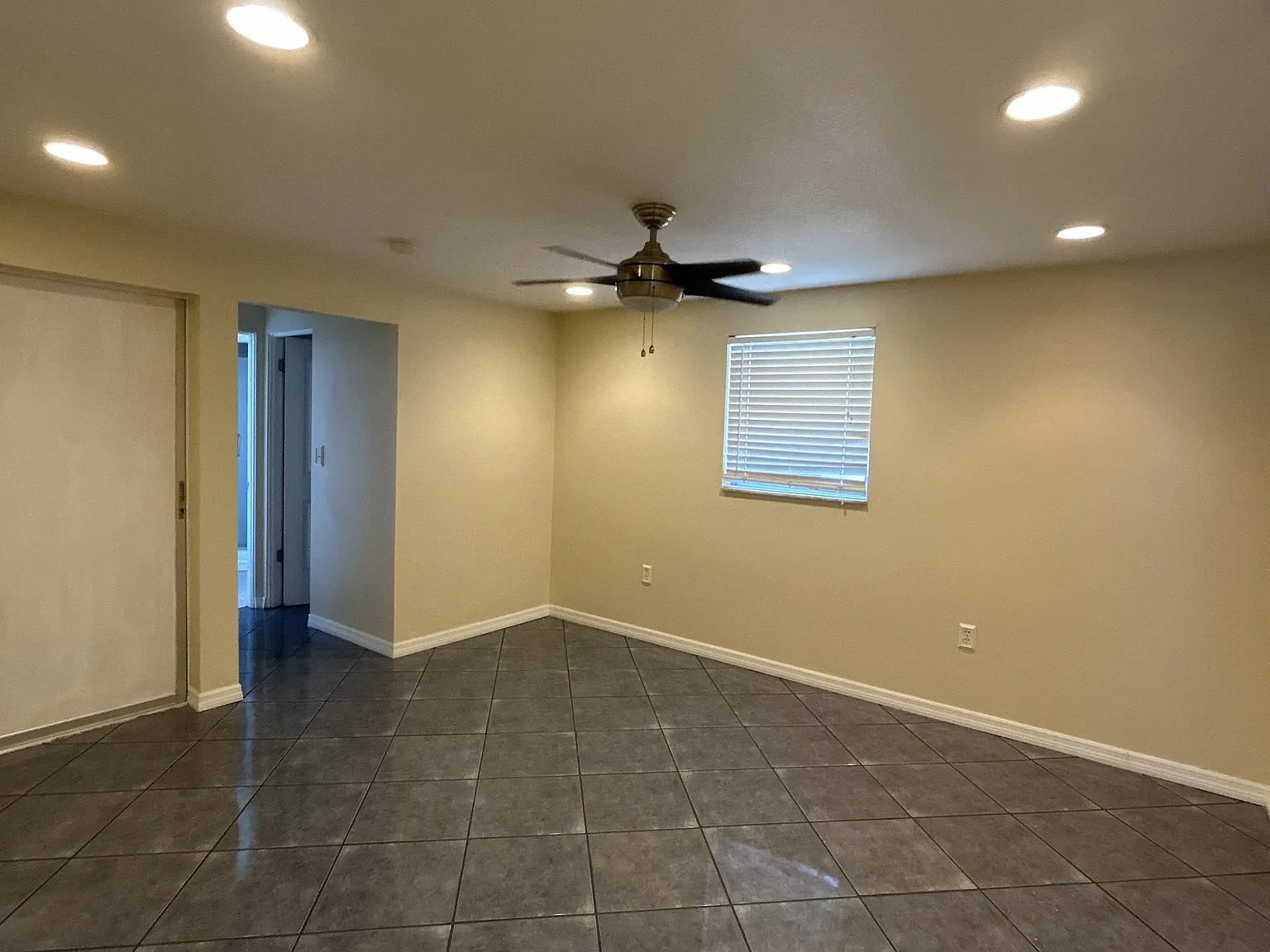 2 bed, 1365 sqft, $1,900 — Photo 2