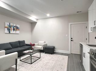 824 18th St NE #1, Washington, DC