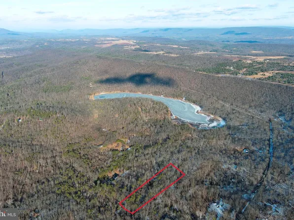 3 Lake Ferndale Dr #C, Springfield, WV 26763